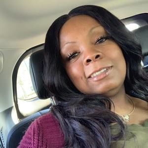 Meet your Posher, Latonia